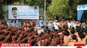 Akselerasi Pemerataan Gizi, Menko Pangan Dan Bupati Warsubi Tinjau Program Makan Bergizi Gratis Di Jombang