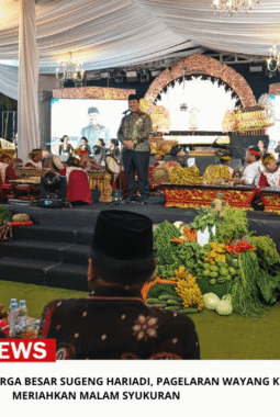 TASYAKURAN KELUARGA BESAR SUGENG HARIADI, PAGELARAN WAYANG KULIT MERIAHKAN MALAM SYUKURAN 