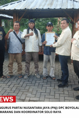 PENYERAHAN SK PENGURUS PARTAI NUSANTARA JAYA (PNJ) DPC BOYOLALI, DPC SEMARANG DAN KOORDINATOR SOLO RAYA